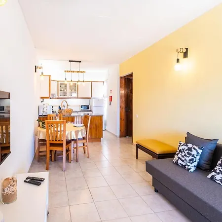 Entire 5min From Oura Apartamento